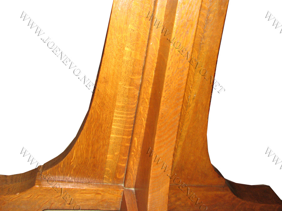 Antique L& jG STICKLEY pedestal dining table  |  w2685