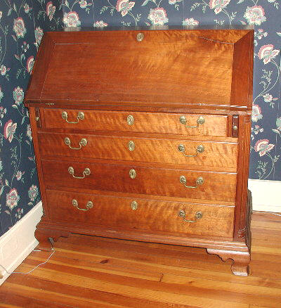 Antique Chippendale Berks County Drop Front Desk  |  F253
