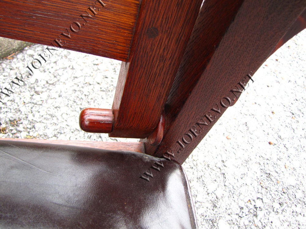 Antique Gustav Stickley  Morris Chair  |  w3056