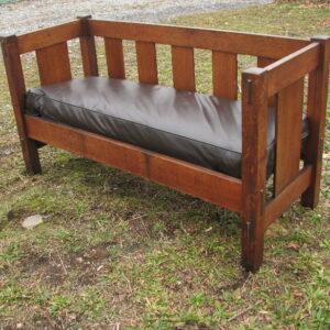 Early Gustav Stickley Hall Settle F6808