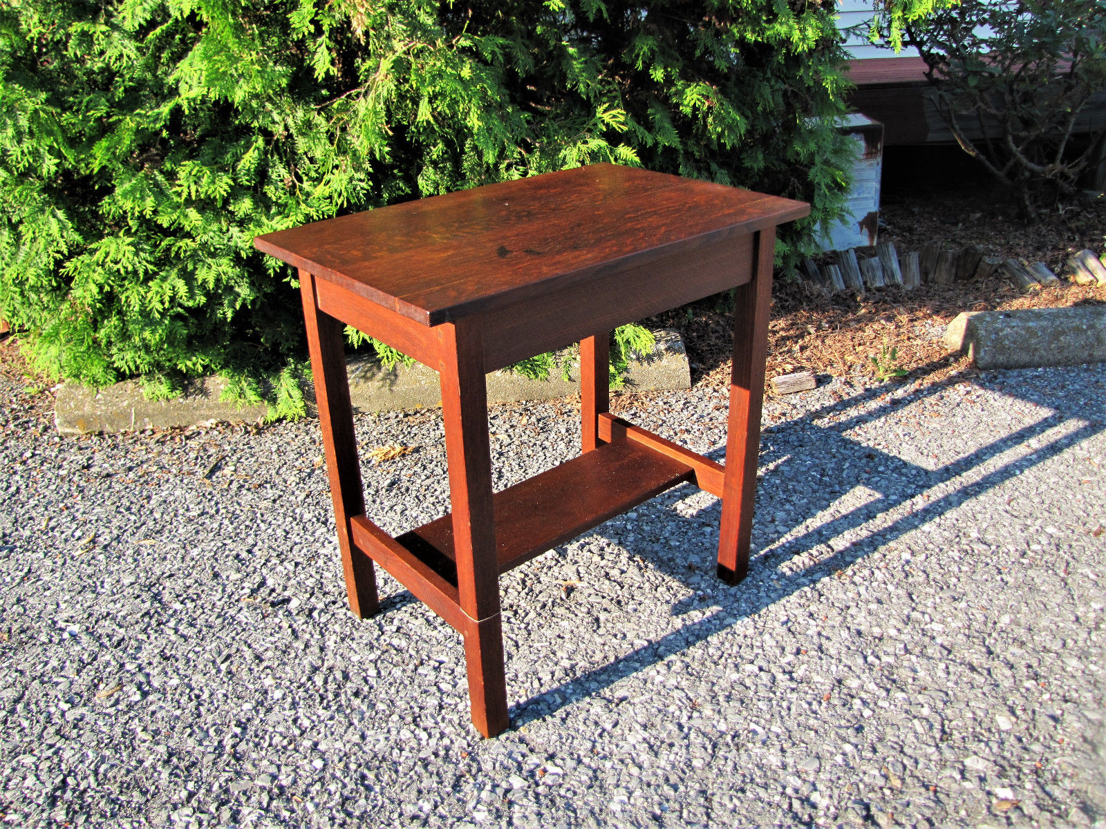 small library table