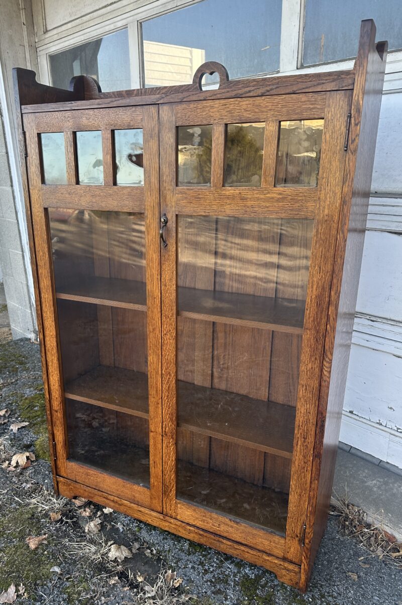 ANTIQUE STICKLEY BROTHERS 2 DOOR NARROW BOOKCASE - Image 5