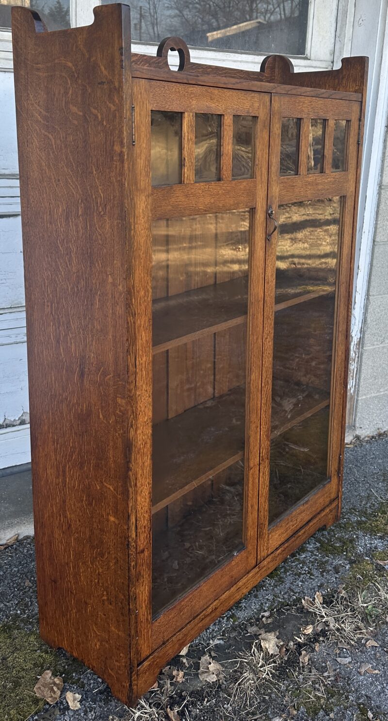 ANTIQUE STICKLEY BROTHERS 2 DOOR NARROW BOOKCASE - Image 6