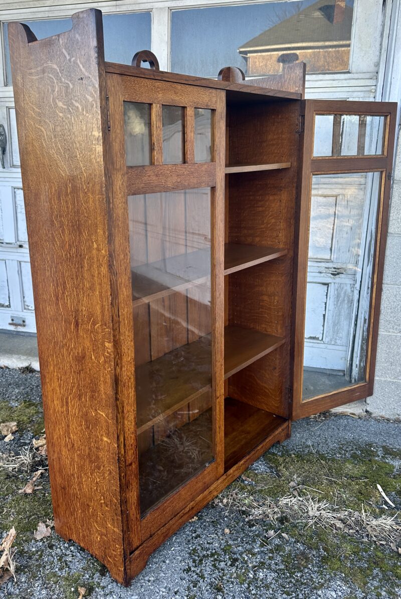 ANTIQUE STICKLEY BROTHERS 2 DOOR NARROW BOOKCASE - Image 14