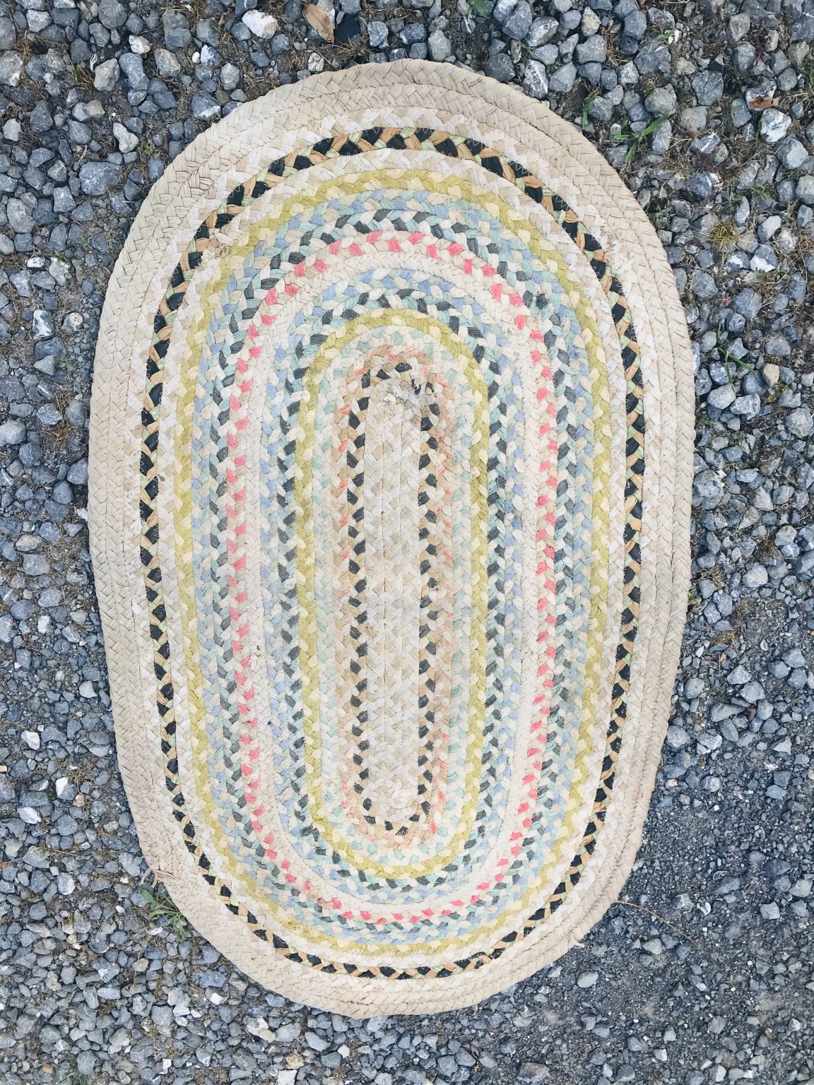 Vintage Braided Rug. RR4035 joenevo