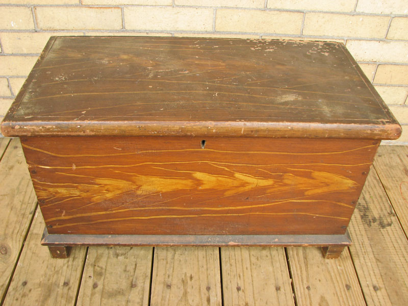Grain Painted  Small Blanket Chest F27