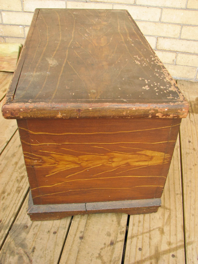 Grain Painted  Small Blanket Chest F27