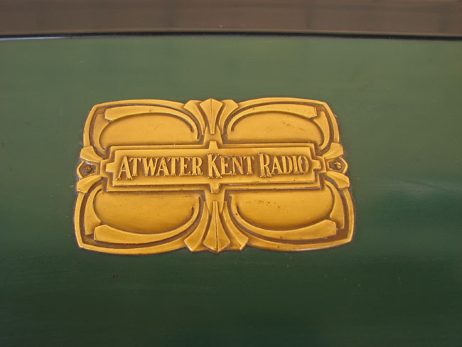 Atwater Kent   Tube Radio F9658